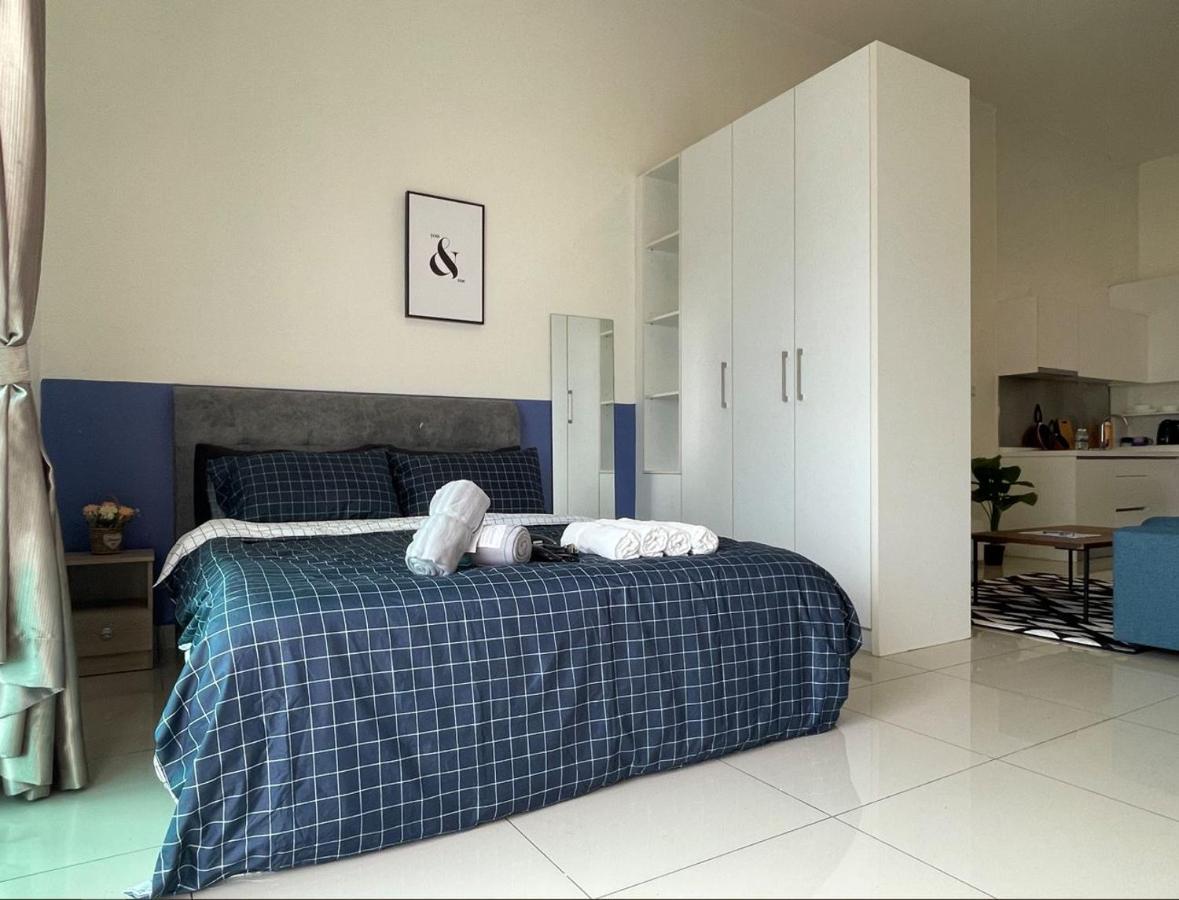 Delight Homestay Twin Galaxy Johor Bahru Esterno foto