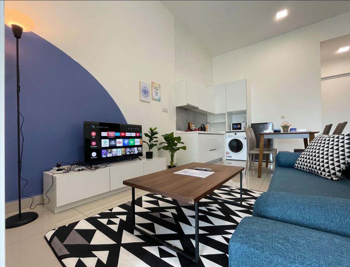 Delight Homestay Twin Galaxy Johor Bahru Esterno foto