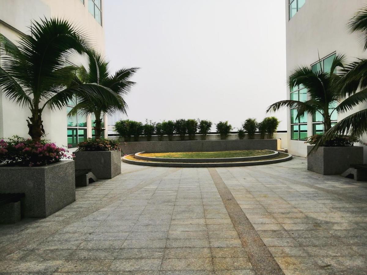Delight Homestay Twin Galaxy Johor Bahru Esterno foto